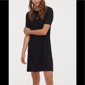 Black t shirt dress